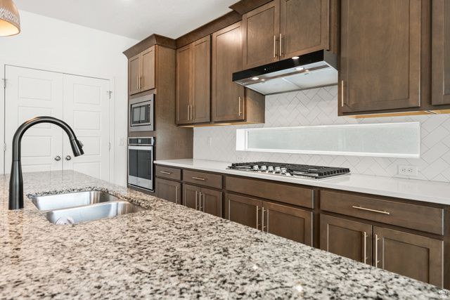 171 E HIDDEN CREEK WAY, Saratoga Springs, UT 84045