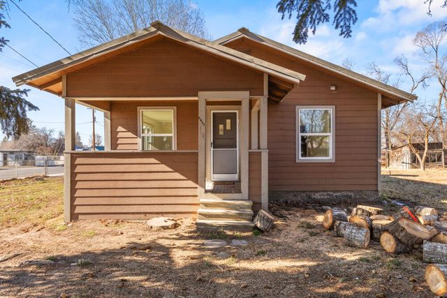 3756 Altamont Drive, Klamath Falls, OR 97603