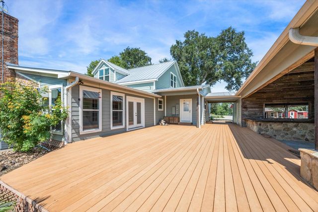 7151 Highway 71, Garwood, TX 77442