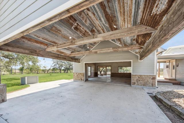 7151 Highway 71, Garwood, TX 77442