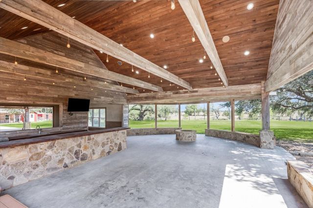 7151 Highway 71, Garwood, TX 77442