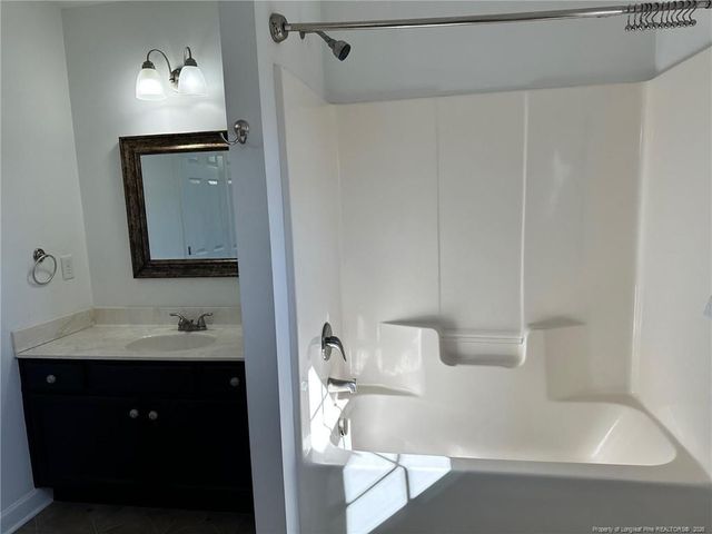 3912 Barclay Way, Wade, NC 28395