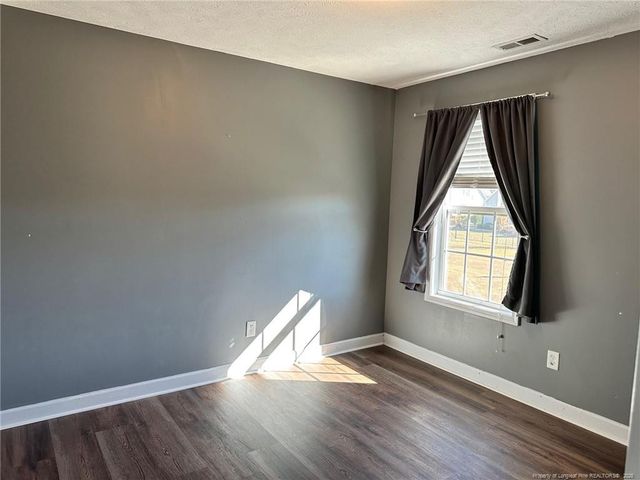 3912 Barclay Way, Wade, NC 28395