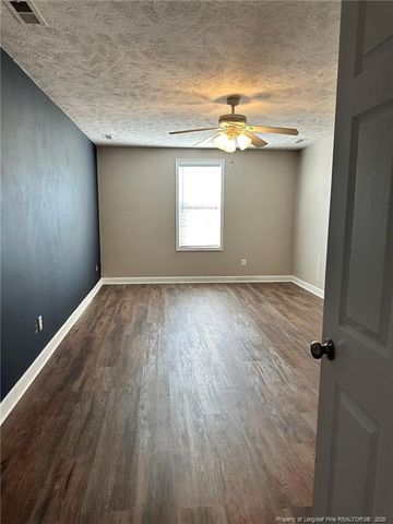 3912 Barclay Way, Wade, NC 28395