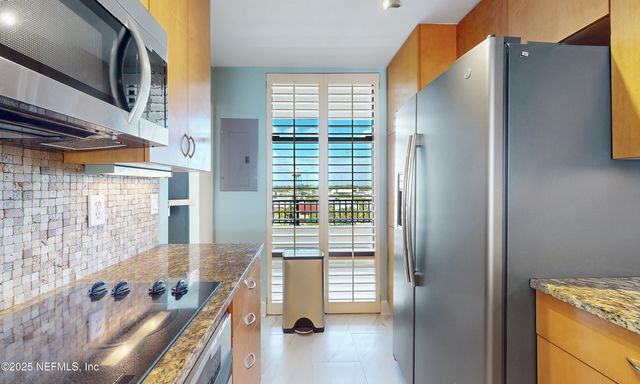 2100 OCEAN Drive PH-2, Jacksonville Beach, FL 32250