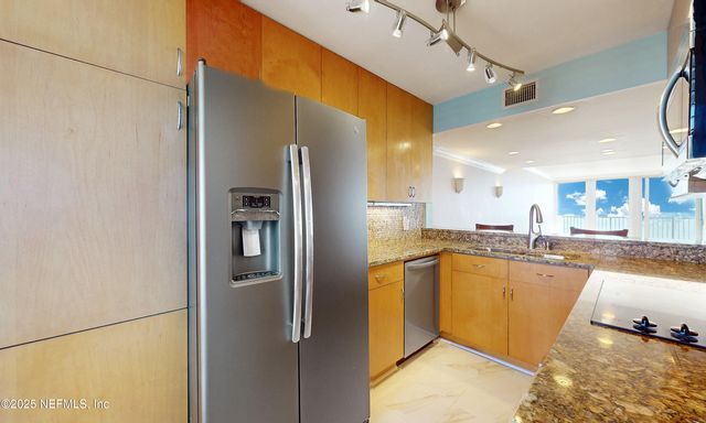 2100 OCEAN Drive PH-2, Jacksonville Beach, FL 32250