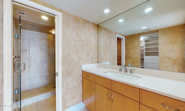 2100 OCEAN Drive PH-2, Jacksonville Beach, FL 32250