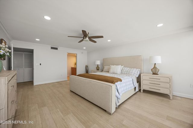 2100 OCEAN Drive PH-2, Jacksonville Beach, FL 32250