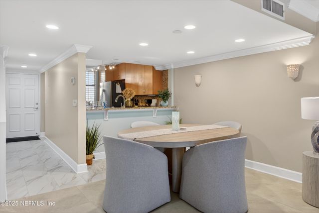 2100 OCEAN Drive PH-2, Jacksonville Beach, FL 32250