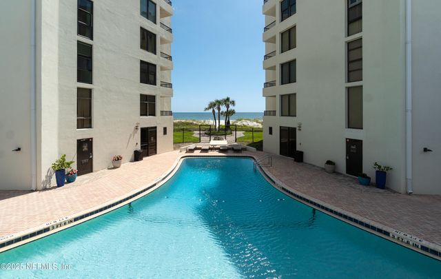 2100 OCEAN Drive PH-2, Jacksonville Beach, FL 32250