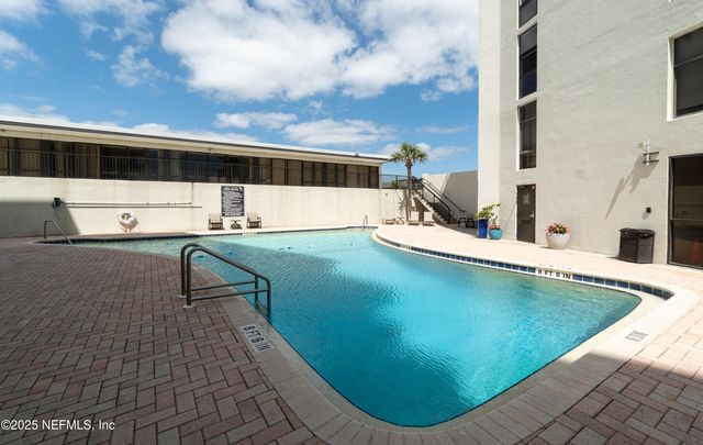 2100 OCEAN Drive PH-2, Jacksonville Beach, FL 32250