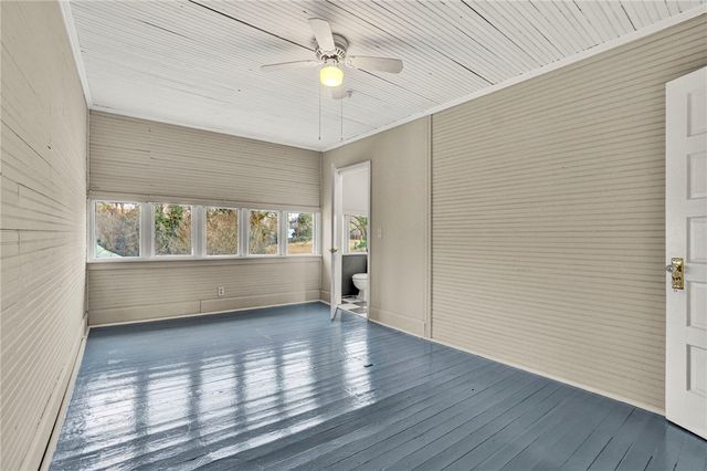 302 Gassaway Street, Central, SC 29630