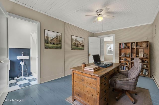 302 Gassaway Street, Central, SC 29630