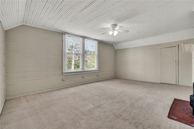 302 Gassaway Street, Central, SC 29630