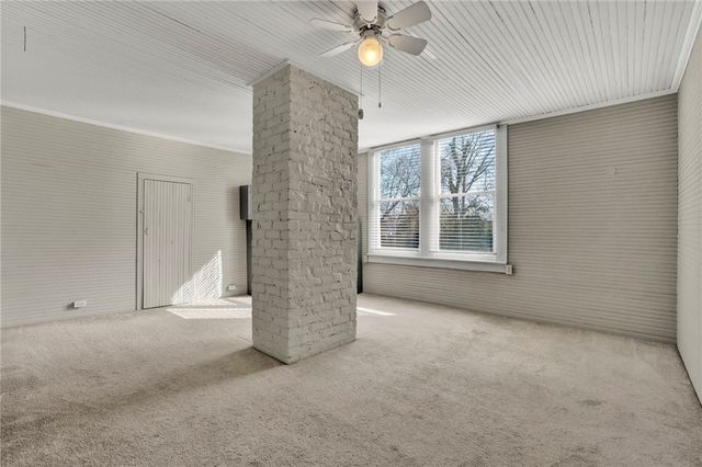 302 Gassaway Street, Central, SC 29630