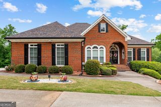 7881 Gable Drive, Douglasville, GA 30135