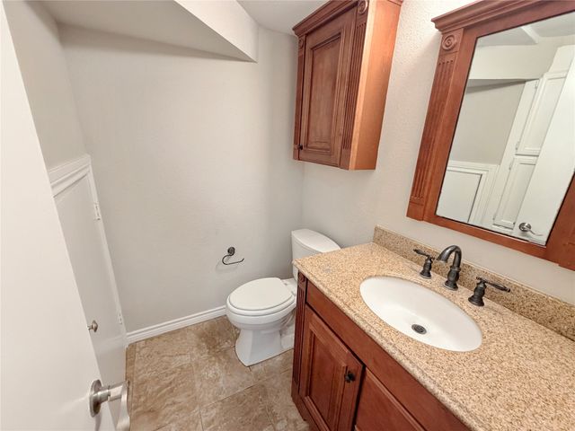 2409 Northlake Court, Irving, TX 75038