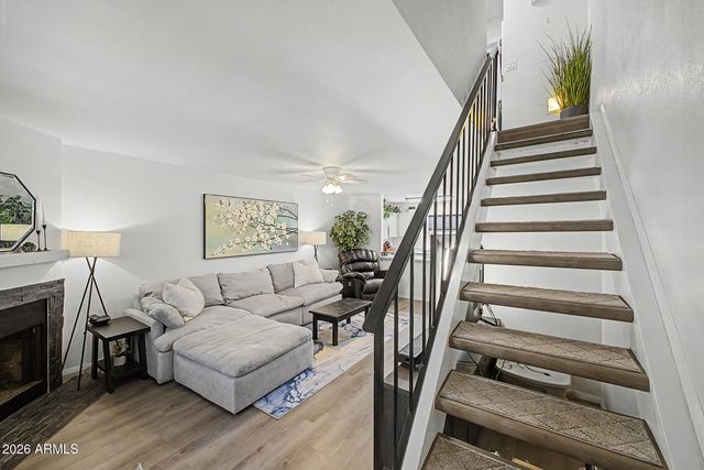 8111 W WACKER Road 32, Peoria, AZ 85381