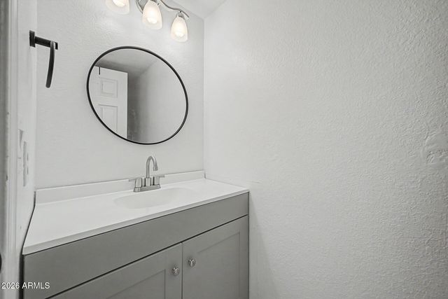 8111 W WACKER Road 32, Peoria, AZ 85381