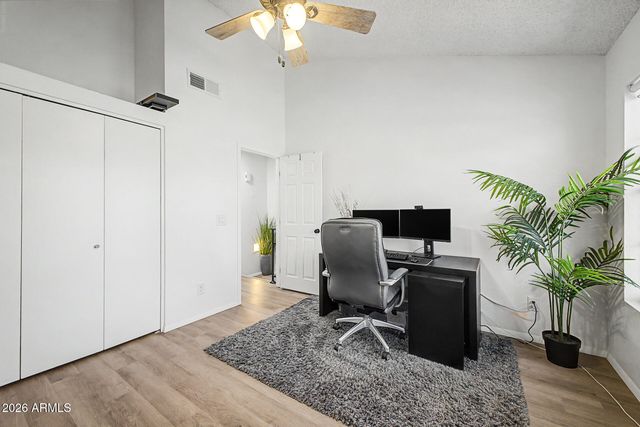 8111 W WACKER Road 32, Peoria, AZ 85381