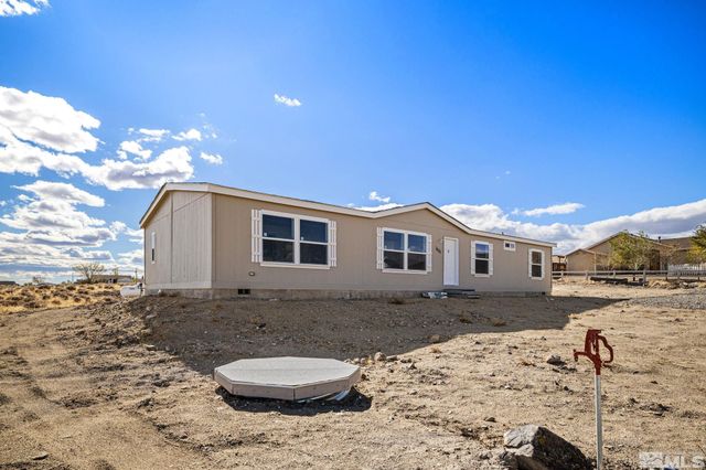 1435 W 8th Street, Silver Springs, NV 89429