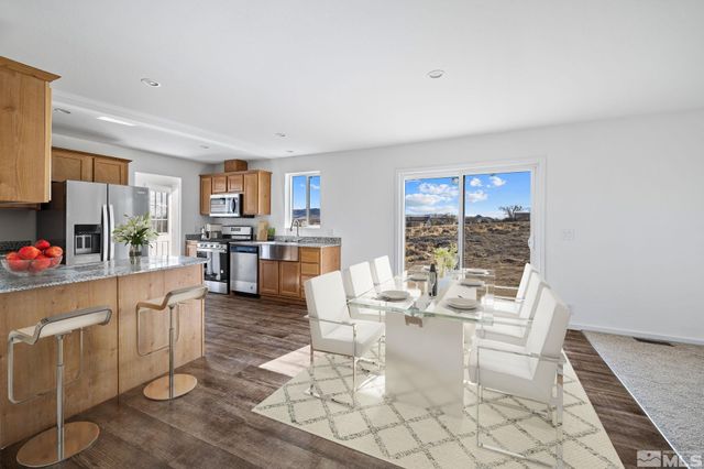 1435 W 8th Street, Silver Springs, NV 89429