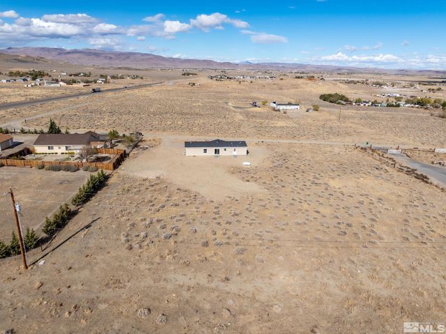 1435 W 8th Street, Silver Springs, NV 89429