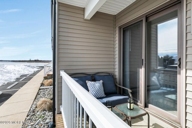 1382 Ocean Avenue B11, Sea Bright, NJ 07760