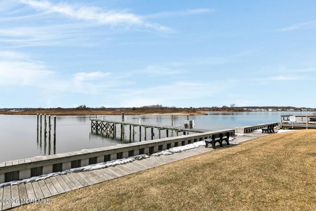 1382 Ocean Avenue B11, Sea Bright, NJ 07760