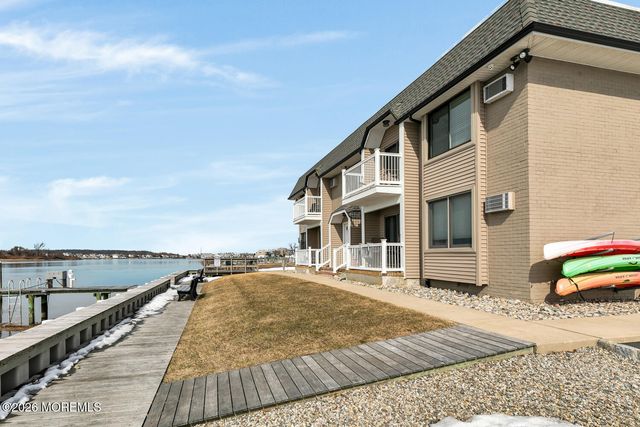 1382 Ocean Avenue B11, Sea Bright, NJ 07760