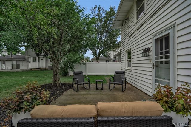 298 Donna Lea Boulevard, Amherst, NY 14221