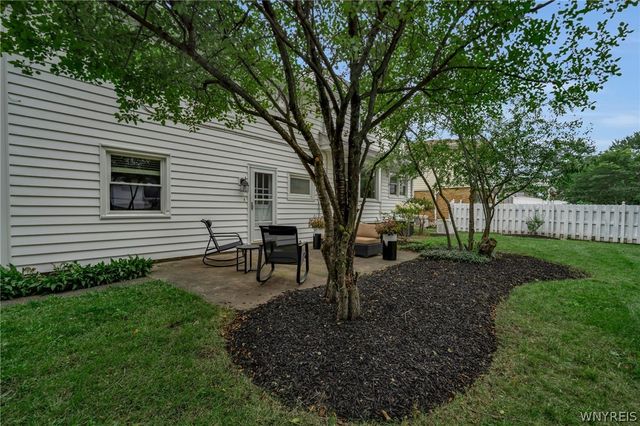 298 Donna Lea Boulevard, Amherst, NY 14221