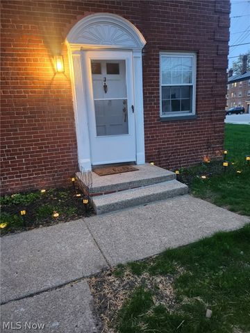 422 Clearview Drive J10, Euclid, OH 44123