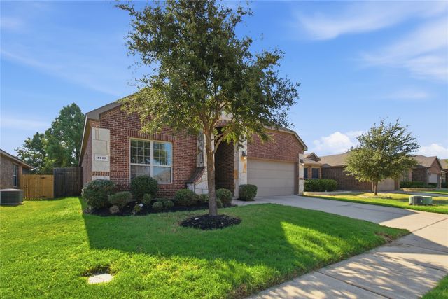 1417 Red River Drive, Aubrey, TX 76227