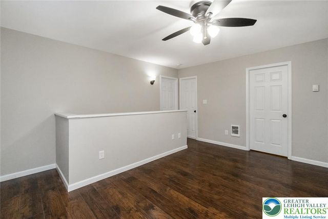 111 Brewster Way, Pocono Twp, PA 18301