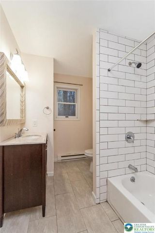 111 Brewster Way, Pocono Twp, PA 18301