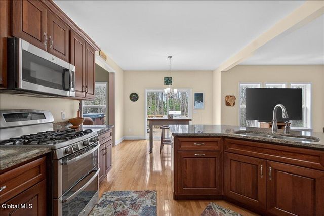 1019 Gideon Trace, Charlton, NY 12302