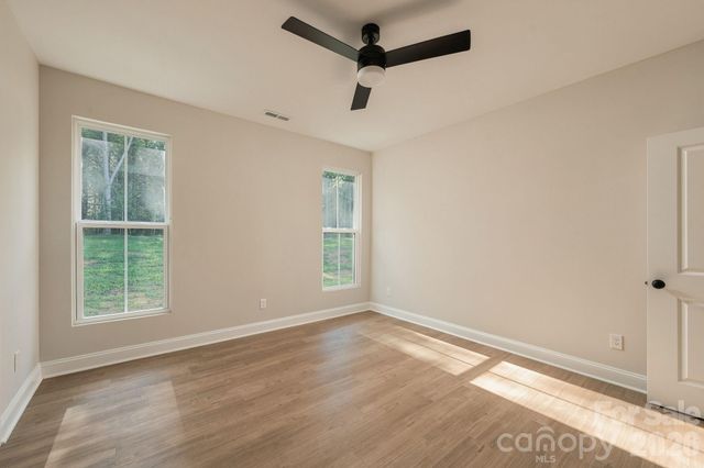 2263 Lee Lawing Road, Lincolnton, NC 28092