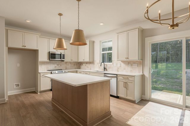 2263 Lee Lawing Road, Lincolnton, NC 28092
