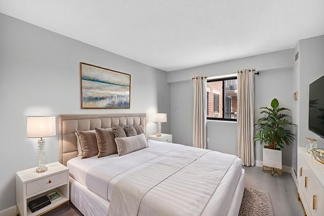 15 N Beacon St 401, Boston, MA 02134
