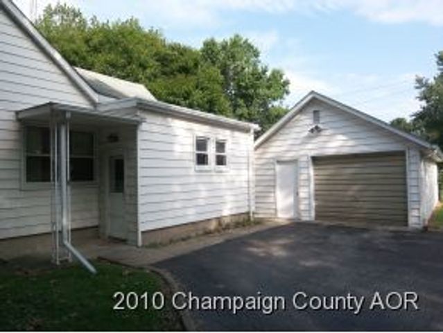 606 E VAN ALLEN Street, Tuscola, IL 61953