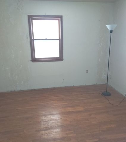 606 E VAN ALLEN Street, Tuscola, IL 61953