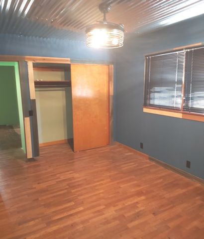 606 E VAN ALLEN Street, Tuscola, IL 61953