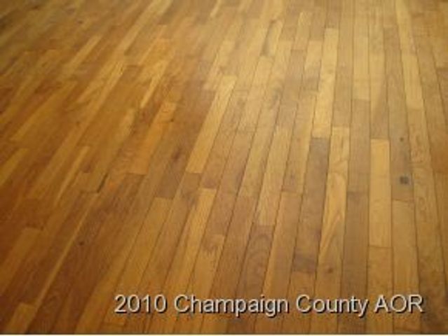 606 E VAN ALLEN Street, Tuscola, IL 61953