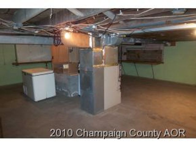 606 E VAN ALLEN Street, Tuscola, IL 61953