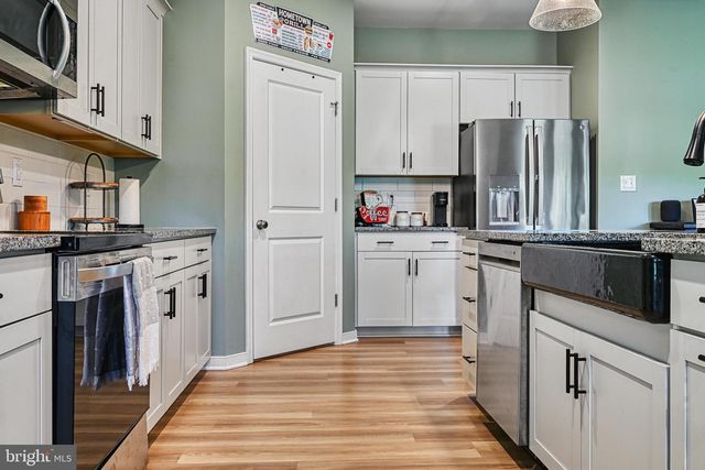 632 NOAHS LANDING DR, Bumpass, VA 23024