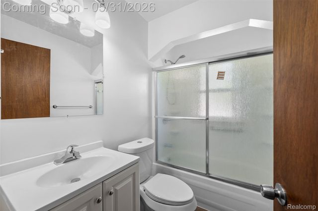 654 Ford Boulevard, Lincoln Park, MI 48146