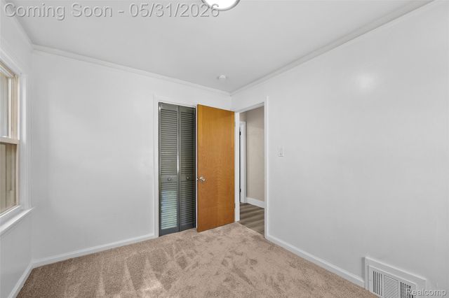 654 Ford Boulevard, Lincoln Park, MI 48146