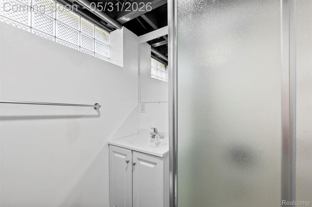 654 Ford Boulevard, Lincoln Park, MI 48146