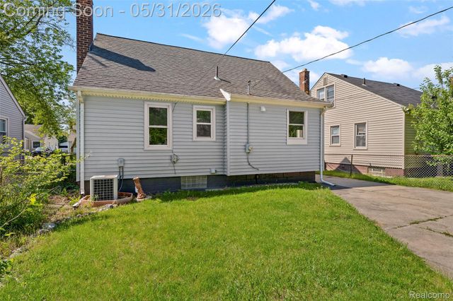 654 Ford Boulevard, Lincoln Park, MI 48146